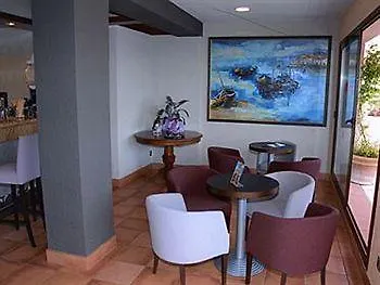 Hotel Grifeu Llançà 3*,