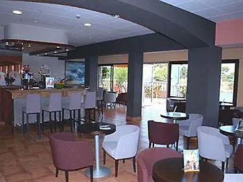 Hotel Grifeu Llanca 3*,