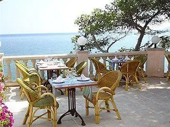 ***  Hotel Grifeu Llanca Spain