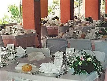 Hotel Grifeu Llanca