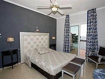 Hotel Grifeu Llanca