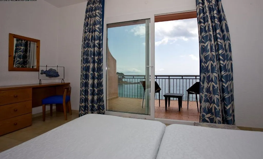 Hotel Grifeu Llanca