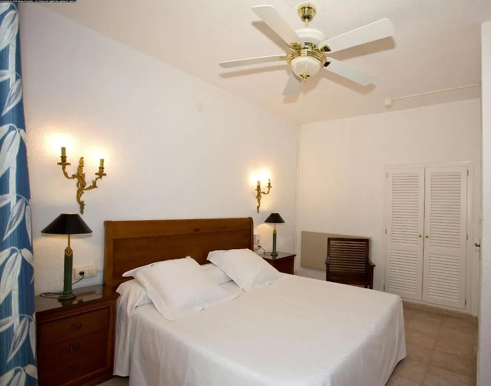 Hotel Grifeu Llanca